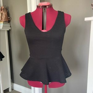 🌱2/$30 NWOT Design Lab Lord & Taylor Peplum Top